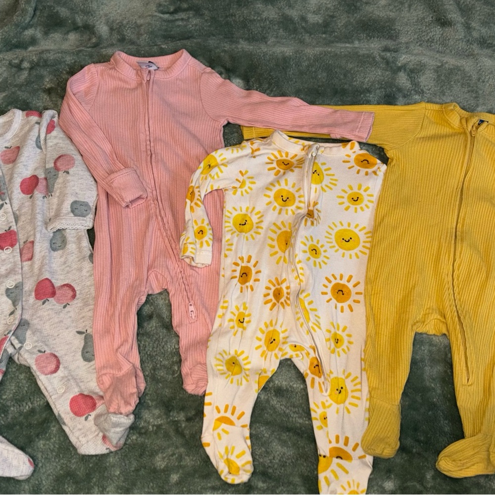 4 Baby Sleepers Bundle 0-3 months